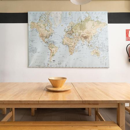 Bedcelona Hostel バルセロナ エクステリア 写真