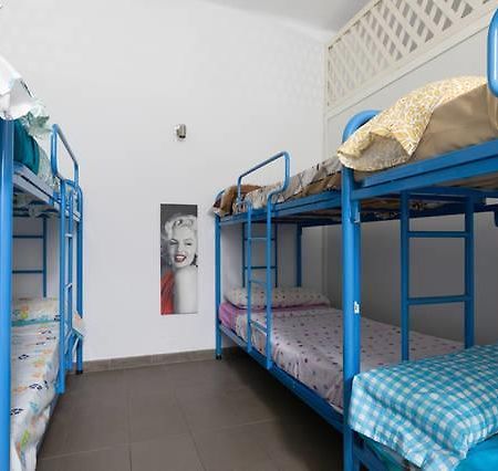 Bedcelona Hostel バルセロナ エクステリア 写真