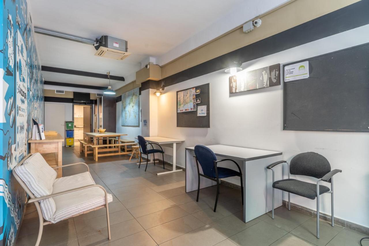 Bedcelona Hostel バルセロナ エクステリア 写真